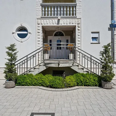 2 Bedroom Awesome In